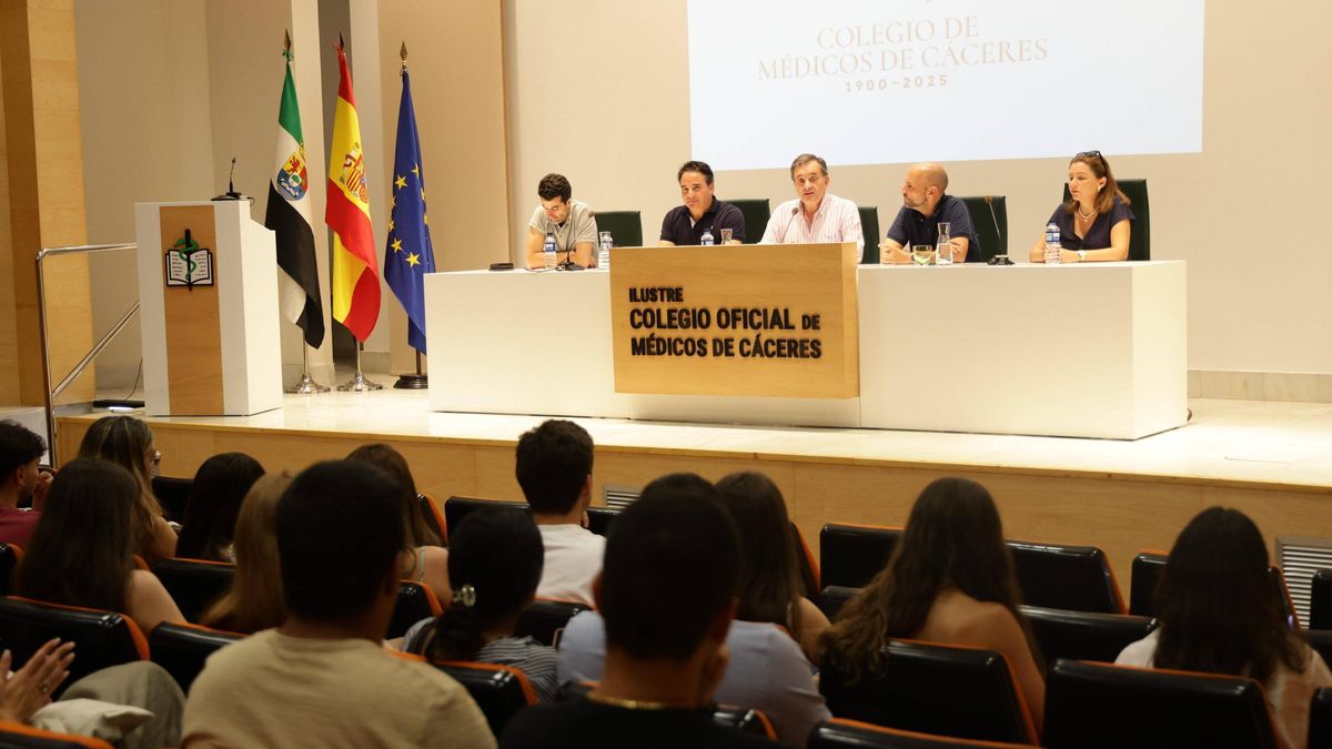 Vídeo | Así recibe Extremadura a sus nuevos médicos