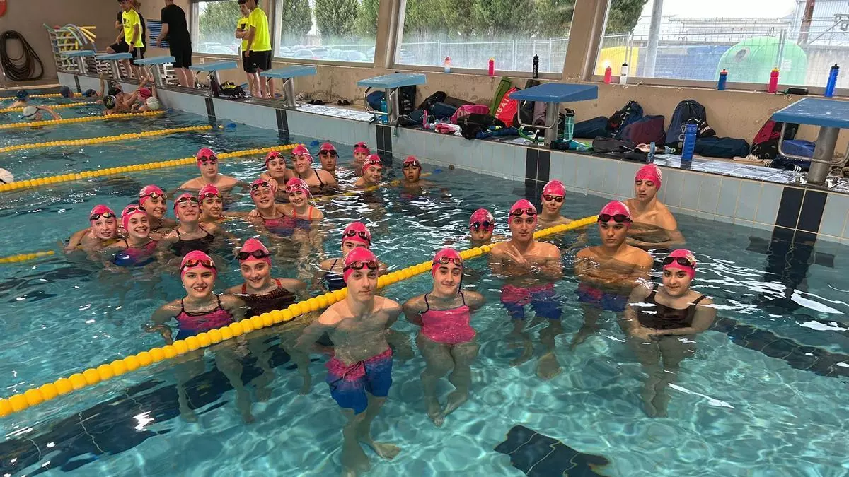 El Natación Lugones, un club "familiar" que busca nuevos integrantes: "Es un deporte con muchos beneficios”