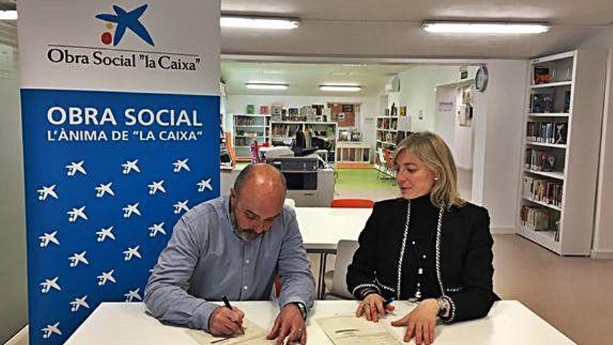 Riells i Viabrea acorda amb la Caixa fer millores a la biblioteca