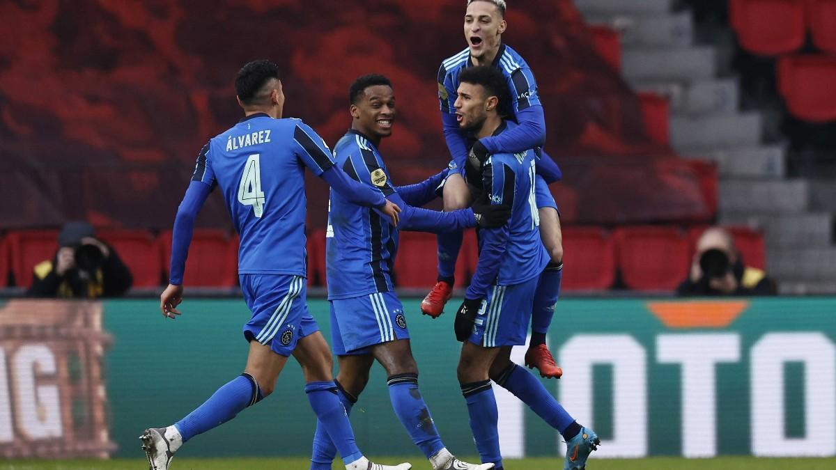 El Ajax celebra un gol ante el PSV