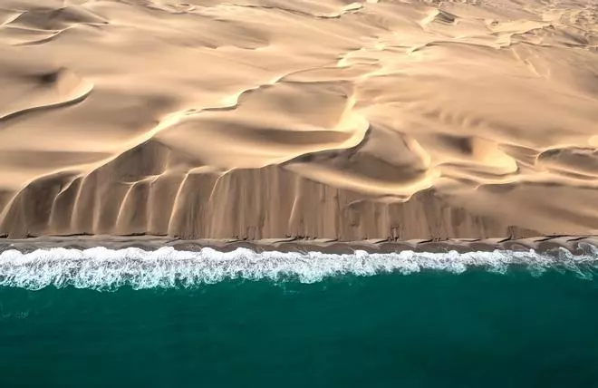 Costa de los Esqueletos, Namibia: el litoral más salvaje donde el desierto toca el Atlántico