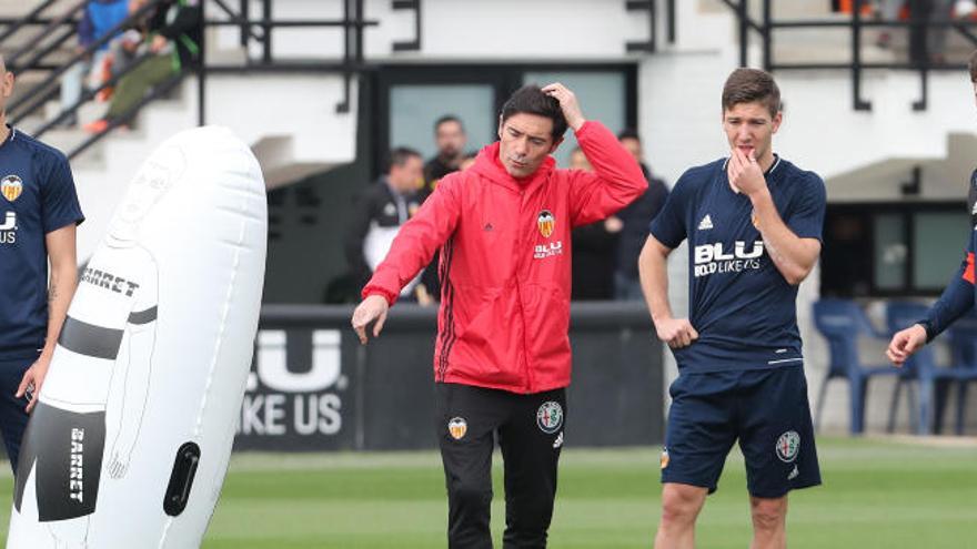 Marcelino ya tiene dos bajas ante el Getafe