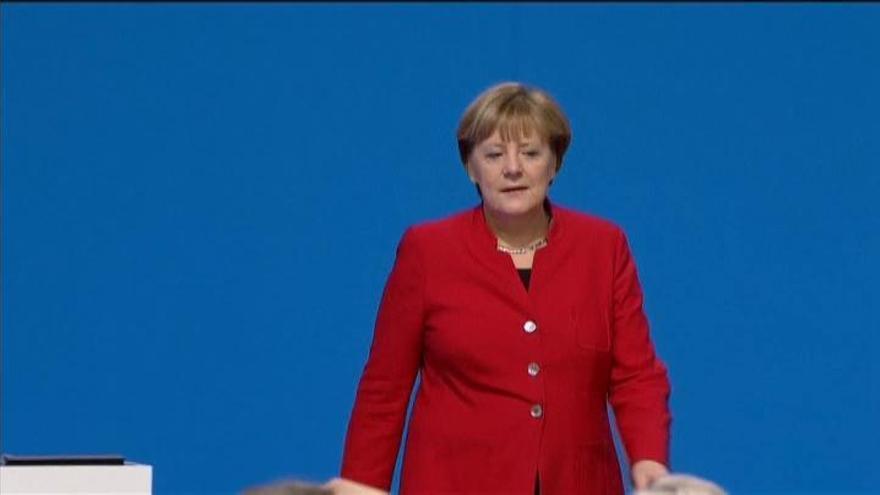 Merkel, reelegida presidenta de la CDU