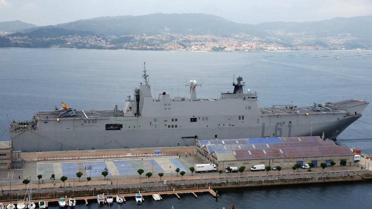 Portaaeronaves 'Juan Carlos I' en una anterior estancia en Vigo.