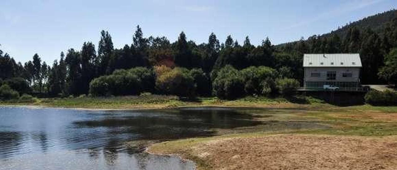 Estado actual del embalse de Vilagarcía. // Iñaki Abella