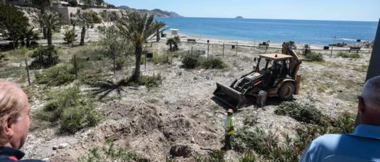 Las obras de un restaurante en plena playa de Varadero generan indignación vecinal