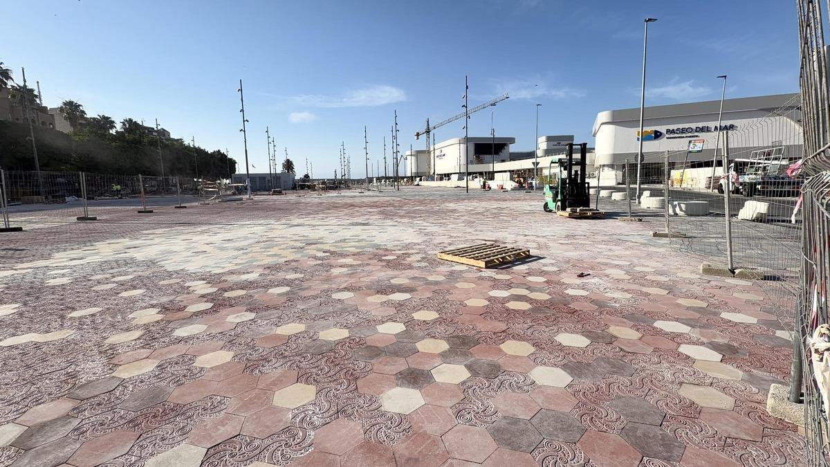 Explanada del paseo de La Libertad en la que se ubicará la feria de atracciones