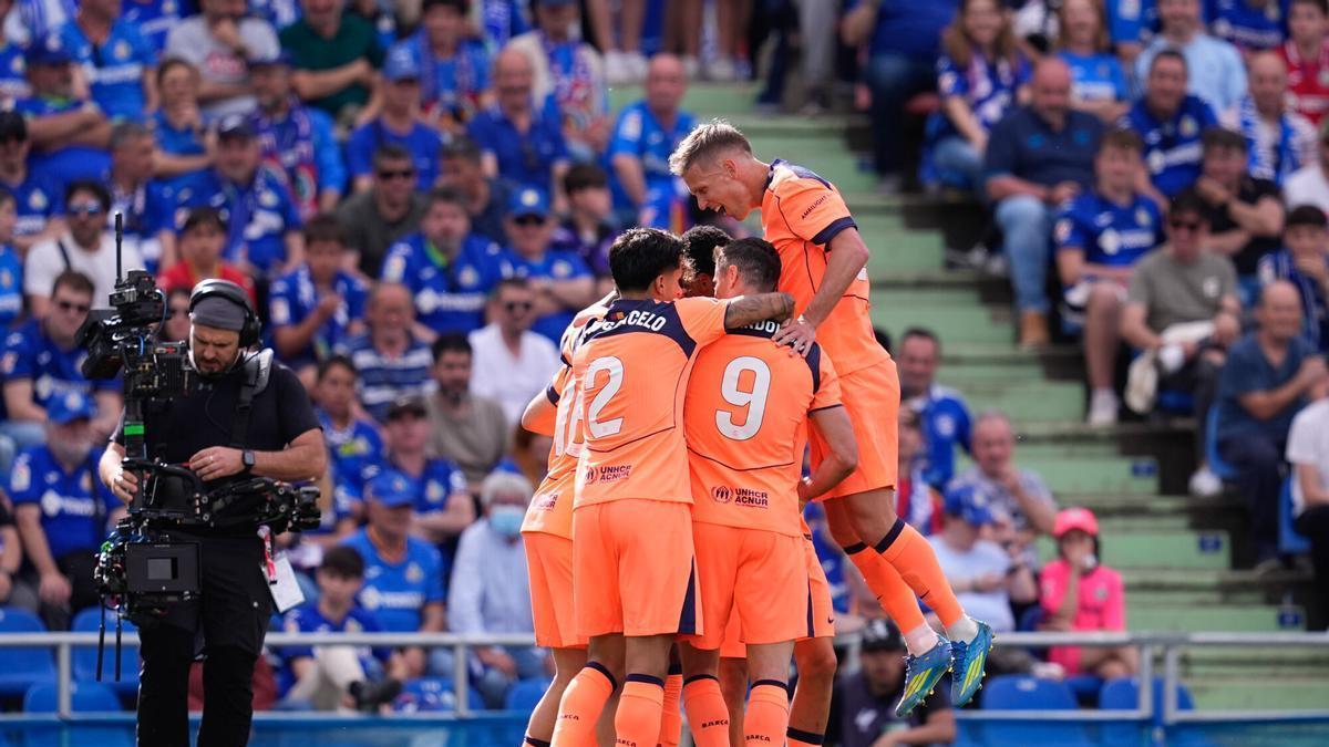 Flick: "¿La Liga? No hemos celebrado nada, quedan cinco partidos"