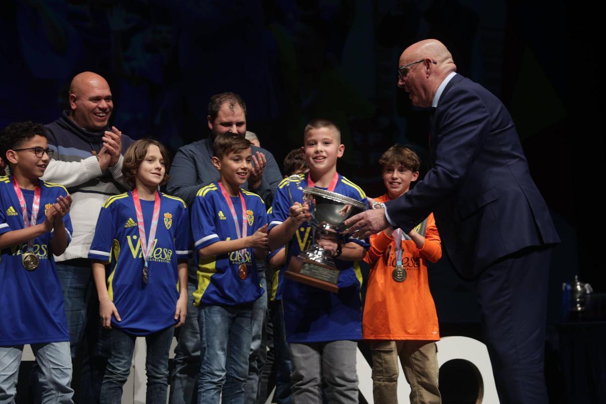 En imágenes, la gala del fútbol que repite en Siero