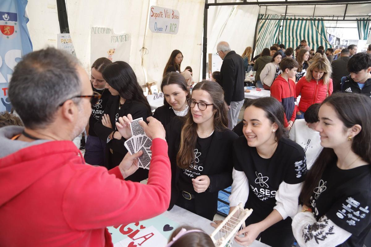 La 20 edición del Paseo de la Ciencia, en imágenes