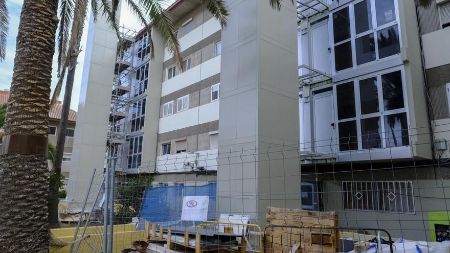 Obras inacabadas de los ascensores de La Paterna