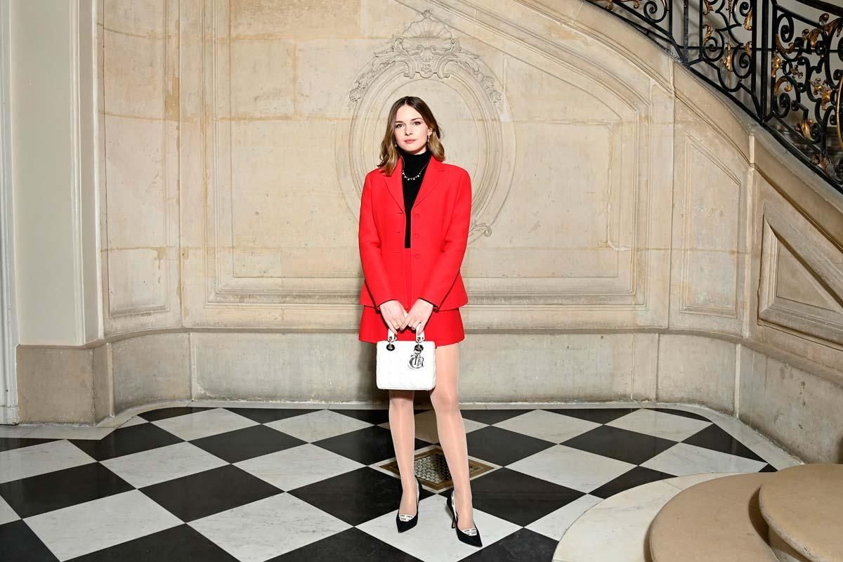 El look de Stella del Carmen Banderas para asistir al desfile de Alta Costura primavera-verano 2022 de Dior