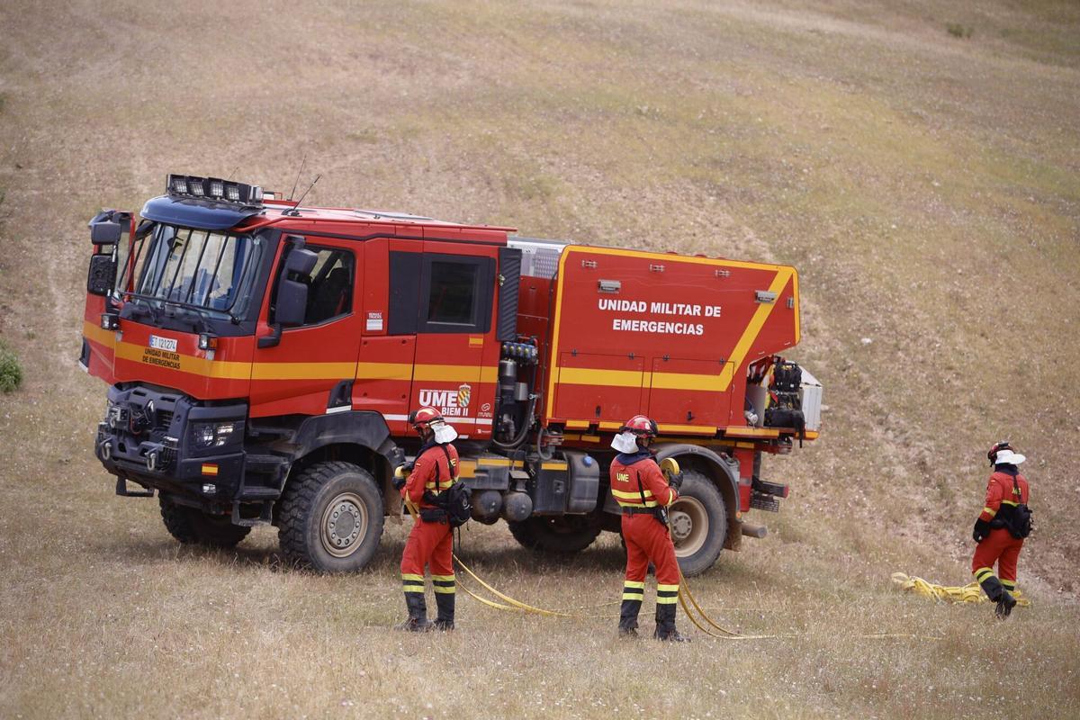 Alrededor de 200 efectivos ensayan todo tipo de escenarios en Cerro Muriano antes de los meses clave