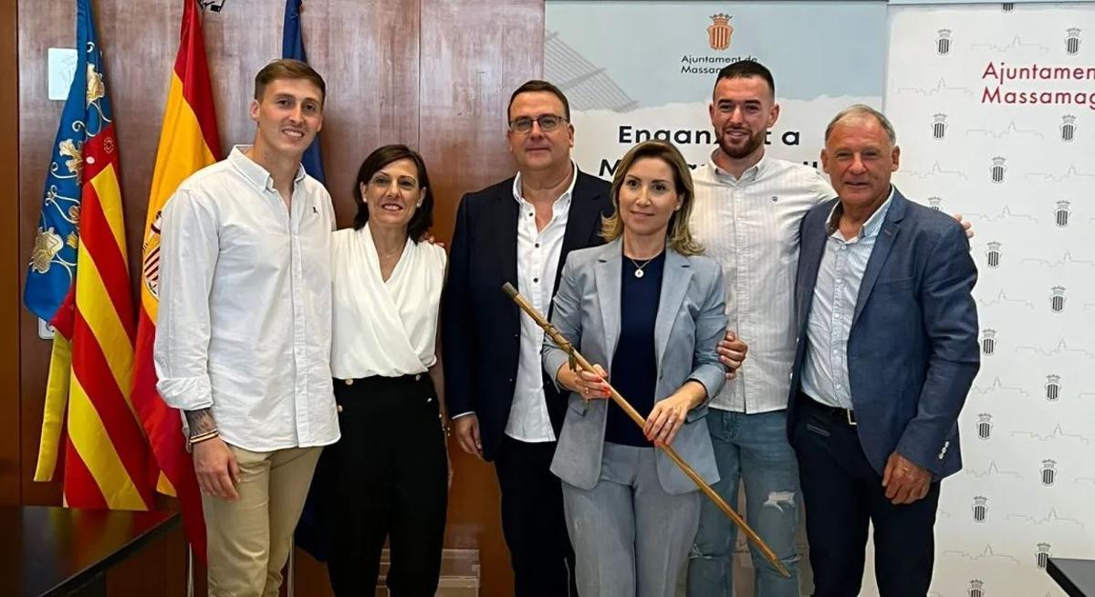 Pilar Peris cuando se invistió como alcaldesa de Massamagrell.