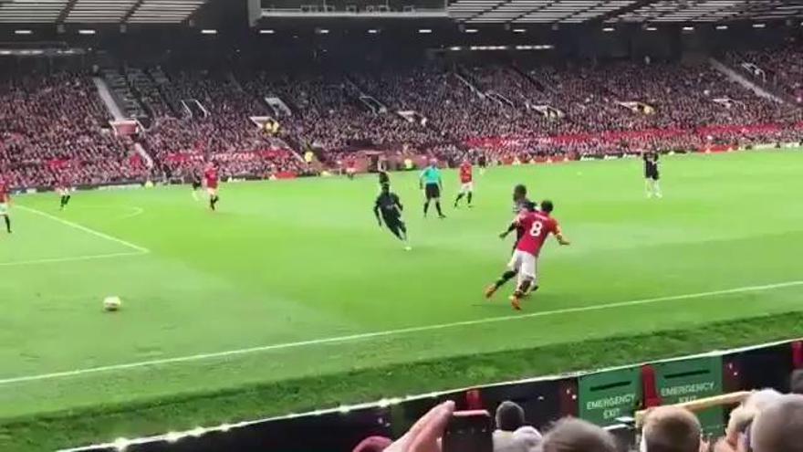 El control de Juan Mata que da la vuelta al mundo