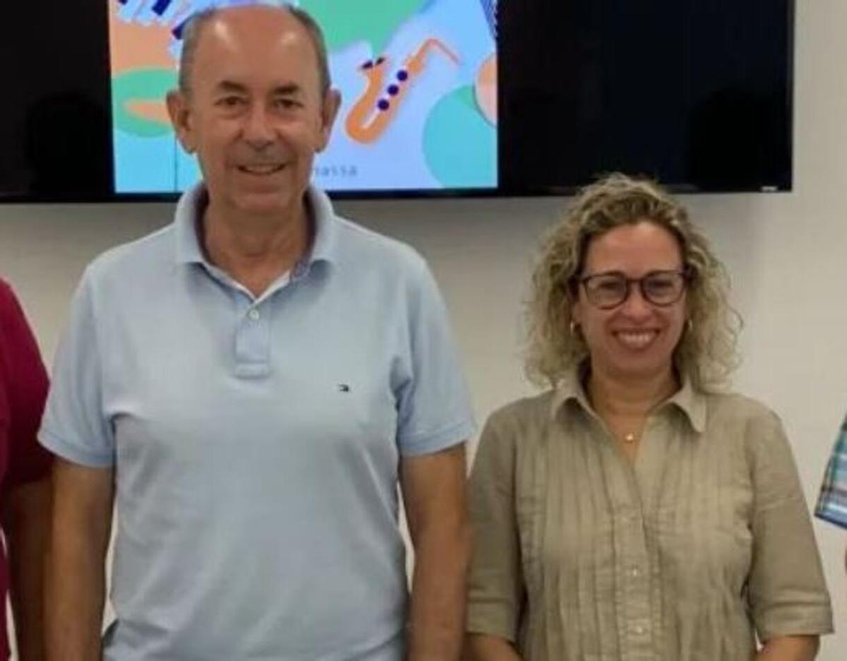 Paco Comes con Marta Ramón.