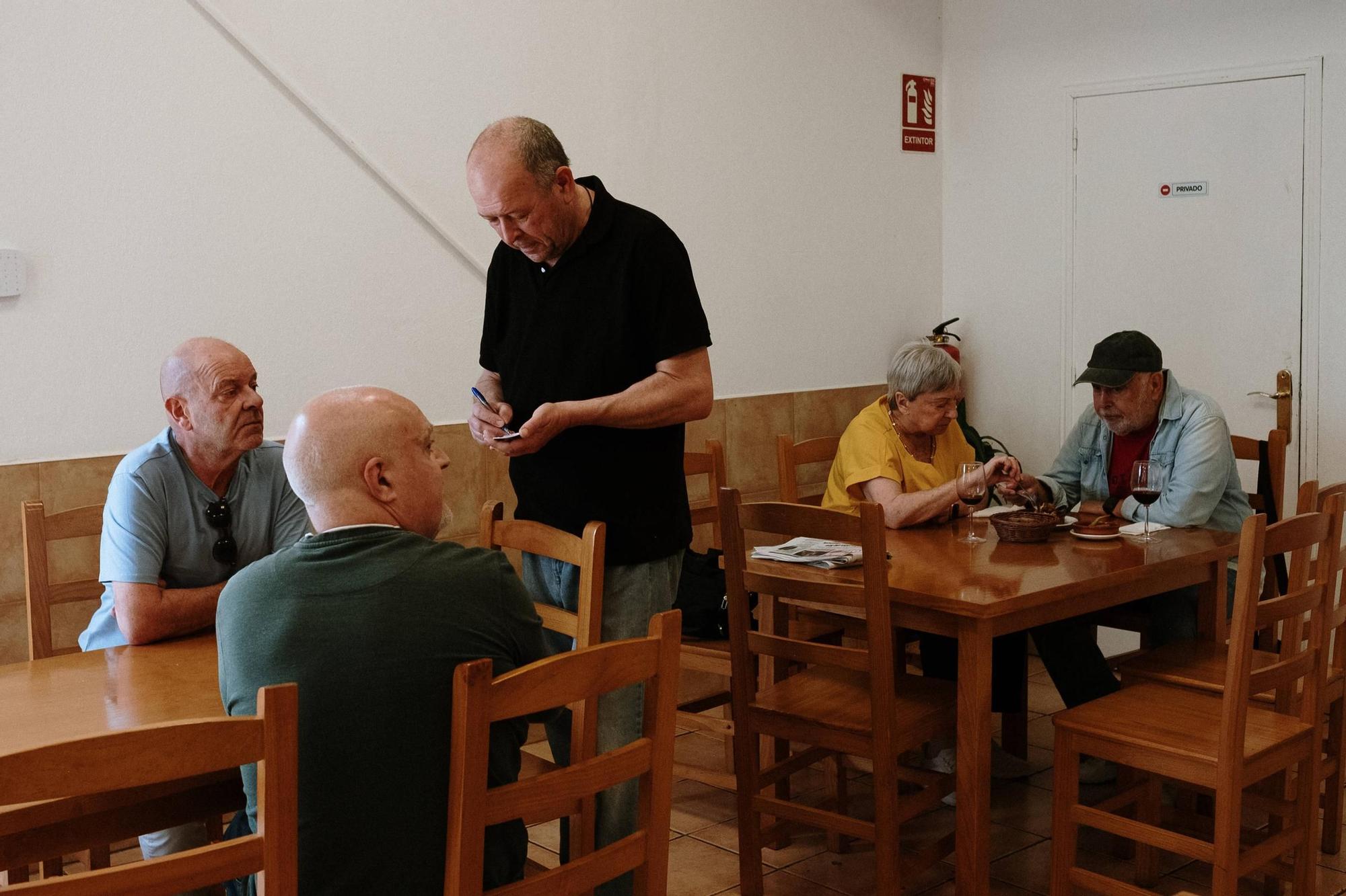 BARES NORMALES | BAR CAN POMETA