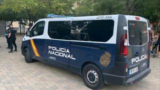 Ataque homófobo en Palma: Una mujer da un puñetazo en la cara y llama "engendro mecánico" a un hombre