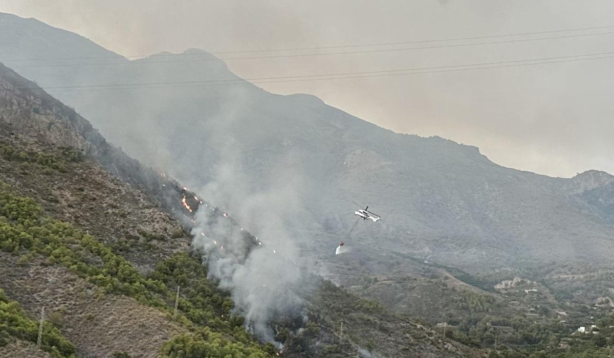 El fuego se ha declarado en torno a las 19.30 de este martes.