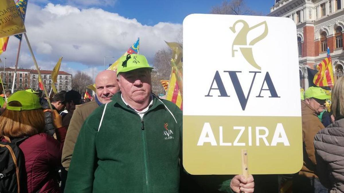 José España, agricultor de Alzira (Valencia) de 62 años que se ha manifestado este lunes en Madrid.