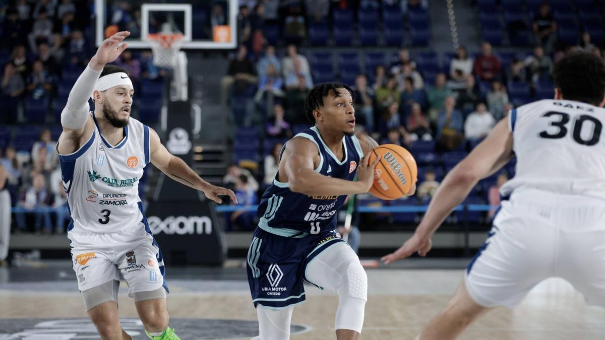 Oviedo Baloncesto Secures Third Straight Win Against Zamora