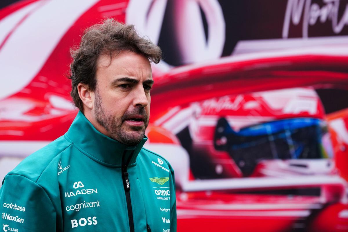 24 May 2026, Canada, Montreal: Spanish Formula One driver Fernando Alonso of the Aston Martin team arrives at the Circuit de Gilles-Villeneuve, ahead of the 2026 Canadian Grand Prix. Photo: Bradley Collyer/PA Wire/dpa 24/05/2026 ONLY FOR USE IN SPAIN