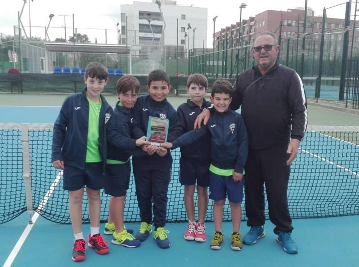 Un súper tie break deja al Open Arena sin ganar la corona andaluza infantil