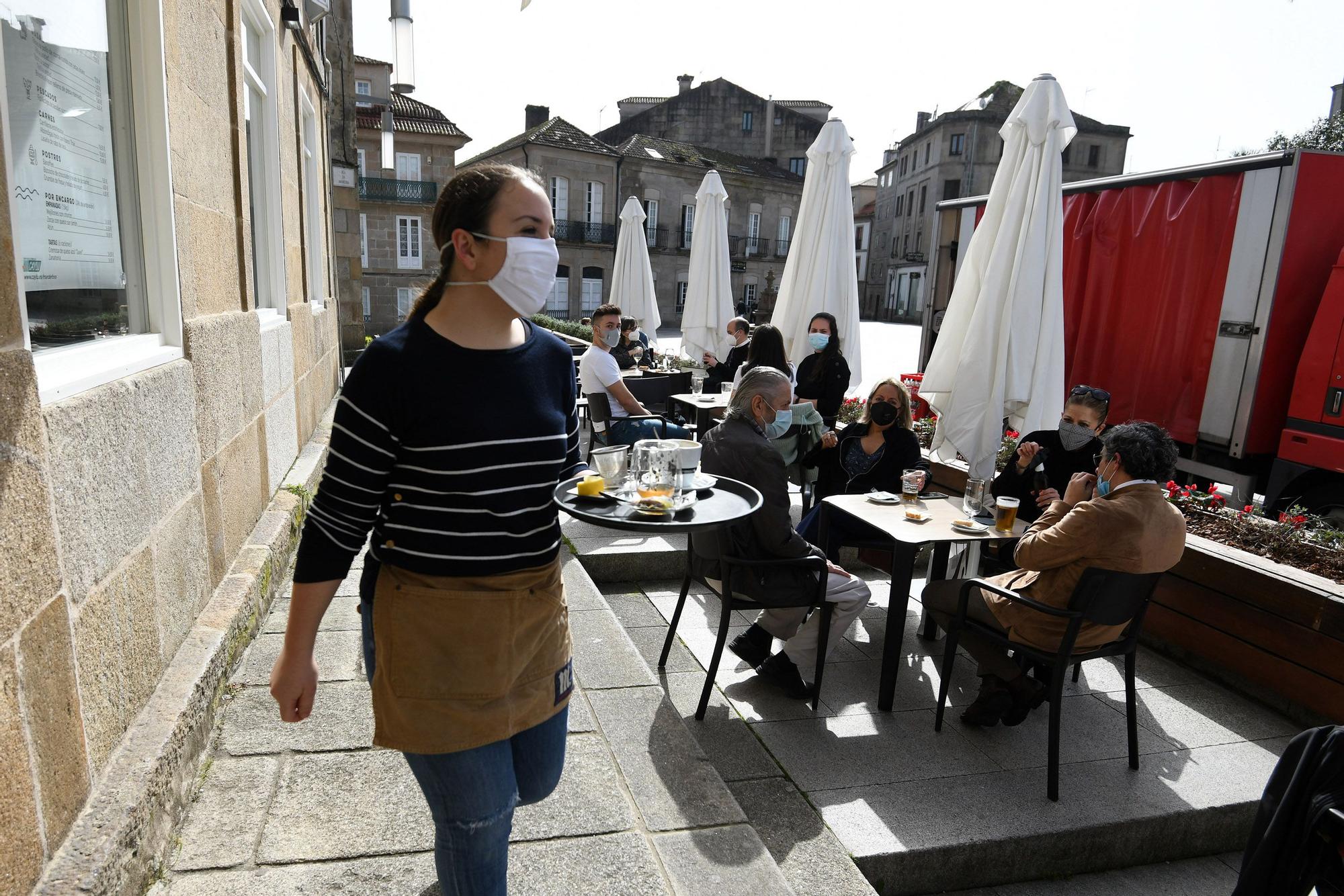 La hostelería de Pontevedra, con el vaso medio lleno