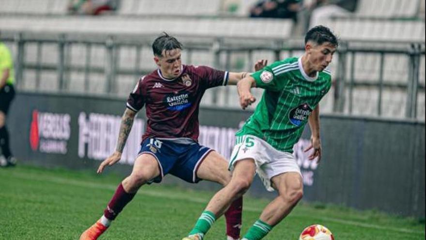 Un gol anulado a Compa en el 89 priva al Pontevedra de llevarse los tres puntos en Ferrol (0-0)
