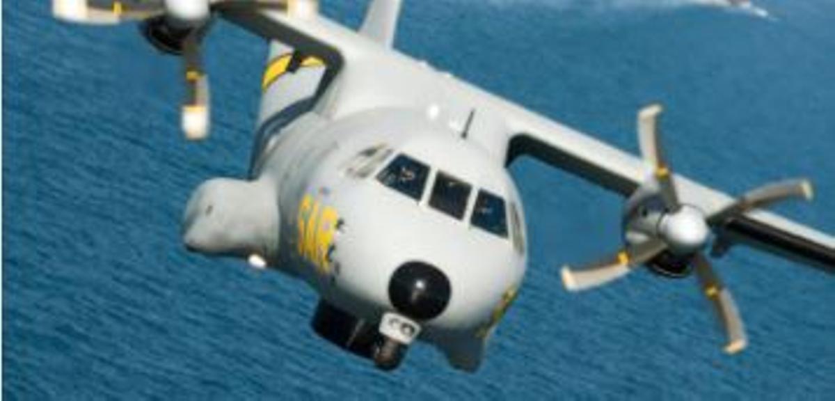 El D4 “CN235” es el único avión militar en Mallorca.