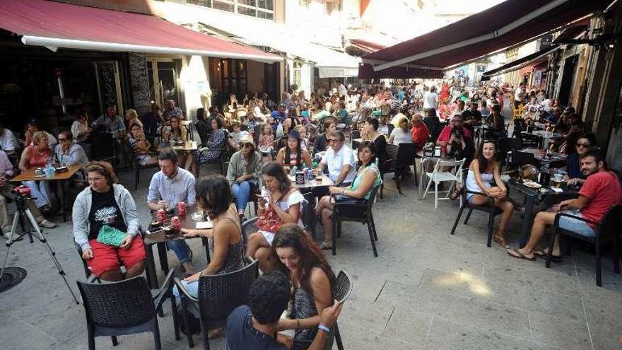 La controvertida ordenanza de terrazas volverá al pleno al presentarse  alegaciones - Faro de Vigo