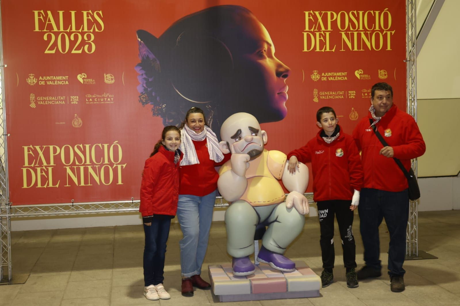 Fallas 2023 | Entrega de Ninots a la Exposición (sesión lunes por la tarde)