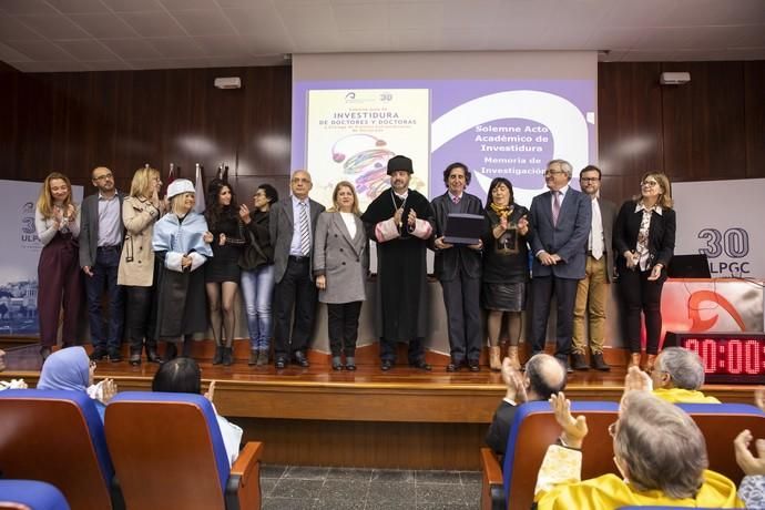 26.01.19. Las Palmas de Gran Canaria. Solemne Acto Académico con motivo de la Investidura de Doctores y Doctoras, que será presidido por el Rector Rafael Robaina. Salón de Actos del Edificio de Ingenierías Industriales y Civiles de la Universidad de Las Palmas de Gran Canaria (Campus de Tafira)  Foto Quique Curbelo