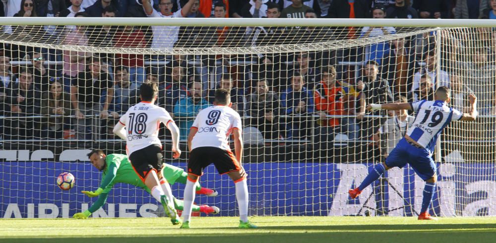 Valencia - Deportivo, en imágenes