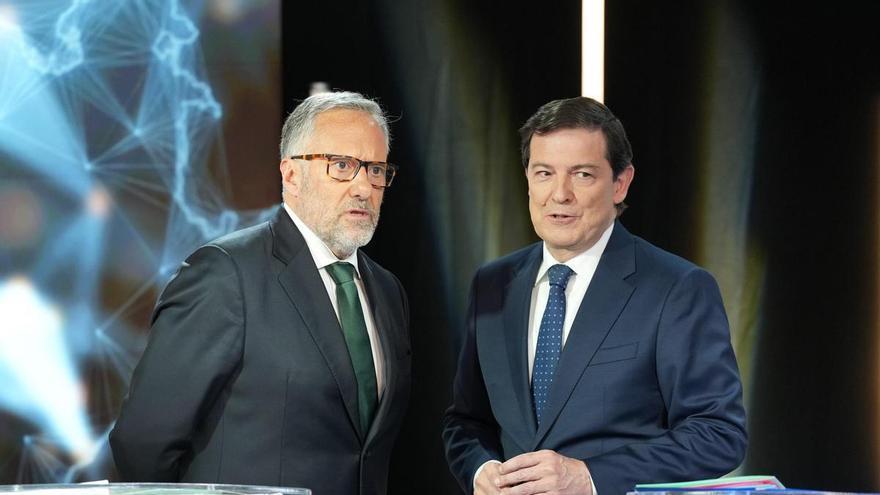 PP y Vox acercan posiciones para un acuerdo en Castilla y León, que está 