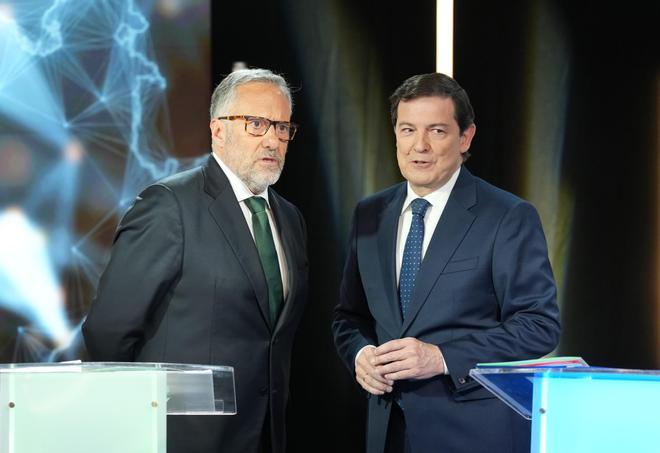 PP y Vox acercan posiciones para un acuerdo en Castilla y León, que está "muy avanzado pero no cerrado"