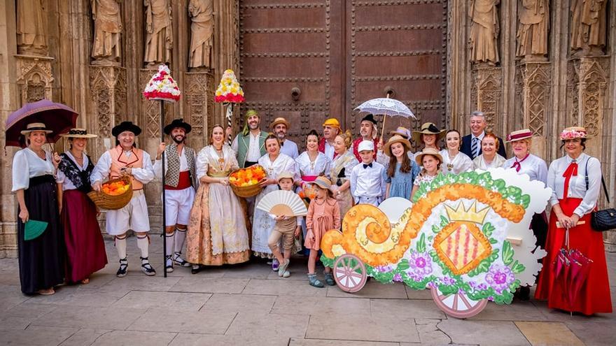 La falla Reina-Paz adelanta la Fira en los &quot;balls al Carrer&quot; de la JCF