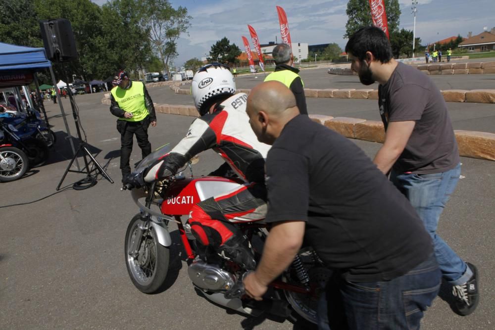 Carreras de motos clásicas en Gijón