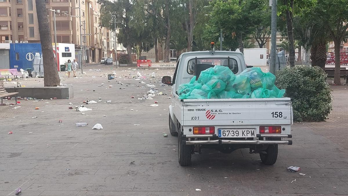 Estado de la glorieta a las 9.00 h del lunes