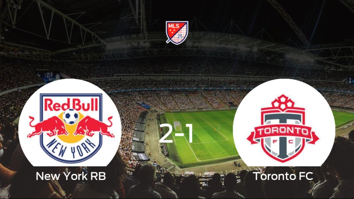 El New York RB gana por 2-1 al Toronto FC