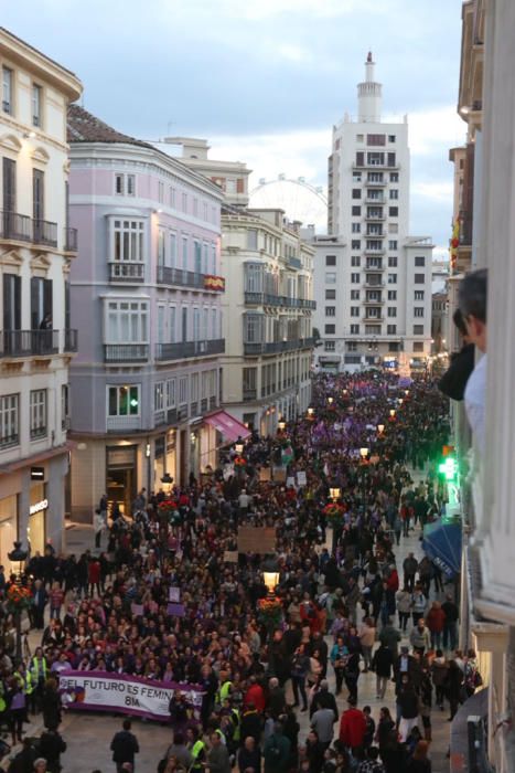 Miles de manifestantes colapsan el centro de Málaga en una marcha que comenzaba con polémica con Francisco de la Torre