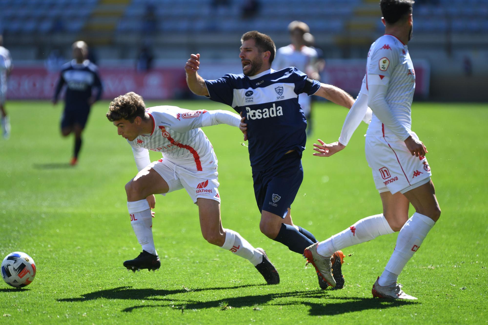 Las imágenes de los partidos de los equipos asturianos de Segunda División B