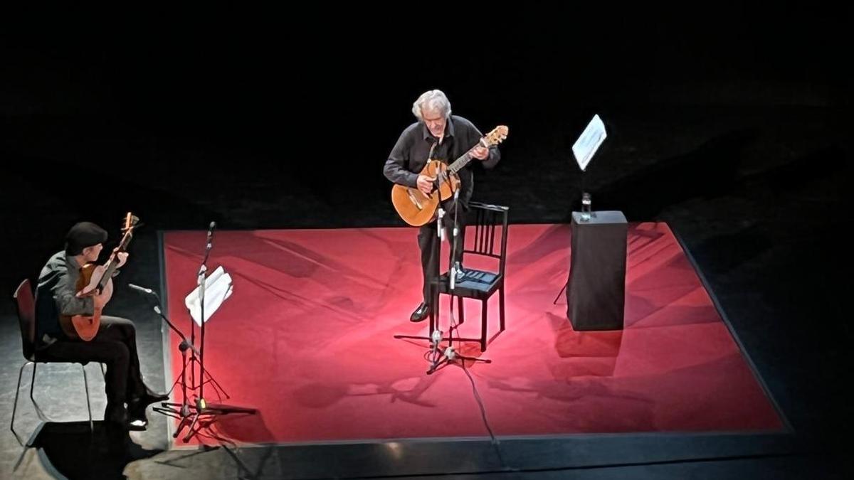 Paco Ibáñez en el Gran Teatro de Cáceres.