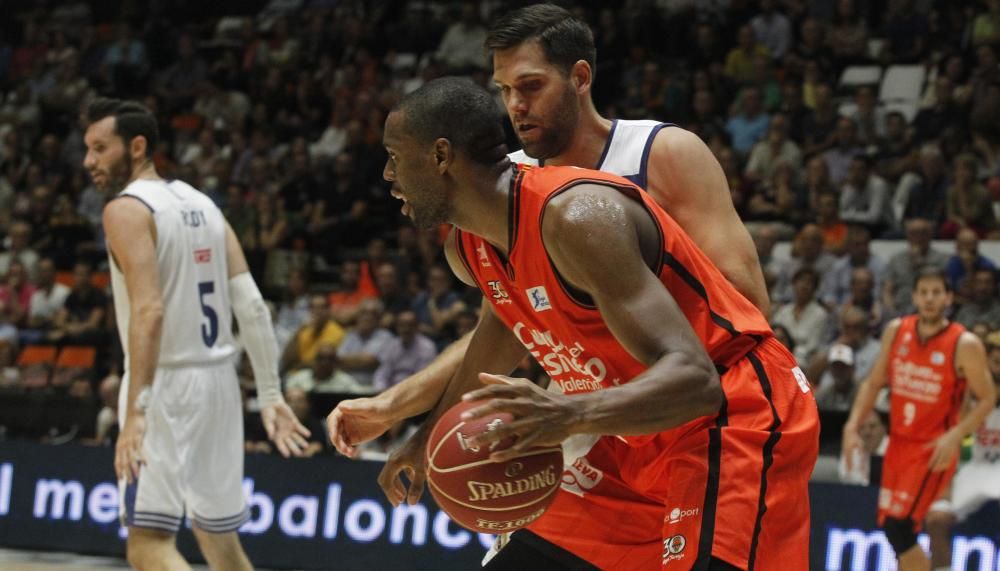 Las mejores imágenes del Valencia Basket - Real Madrid