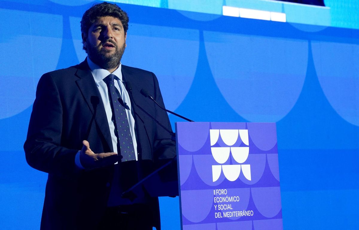 López Miras: España necesita un plan hidrológico nacional que tenga en cuenta la situación de todas las mesas hidrográficas