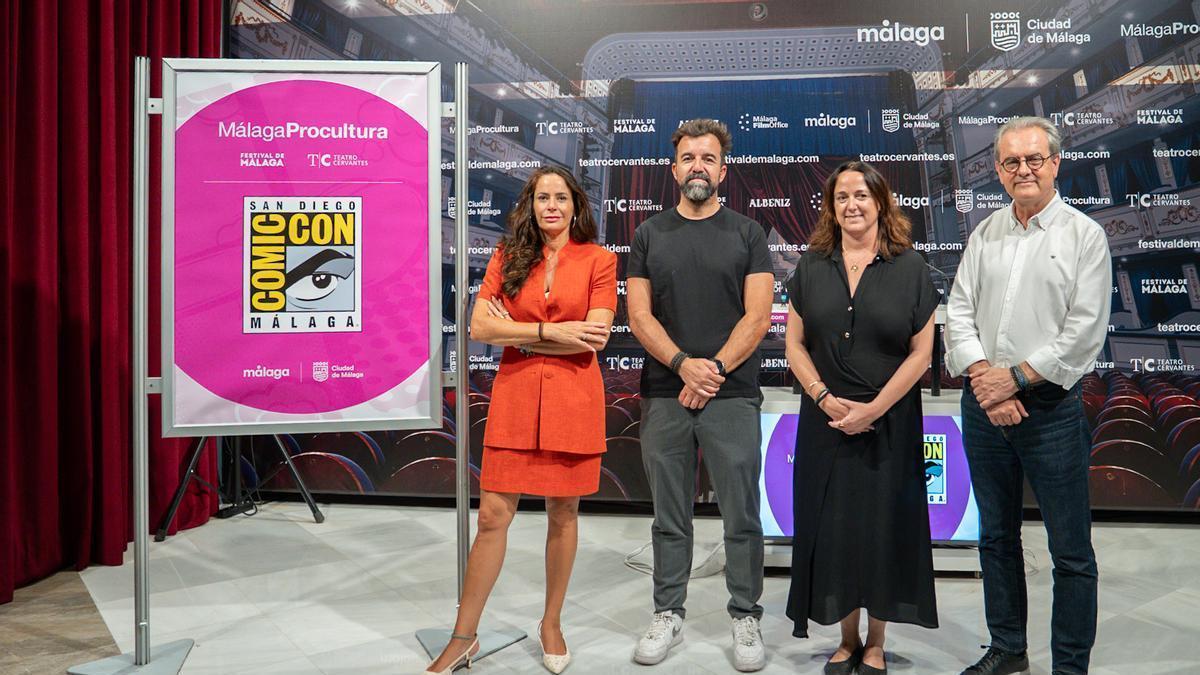 Alicia Izquiero, concejala de Innovación; Fernando Piquer, director de la San Diego Comic-Con Málaga; Mariana Pineda, concejala de Cultura, y Juan Antonio Vigar, director-gerente de Málaga Procultura