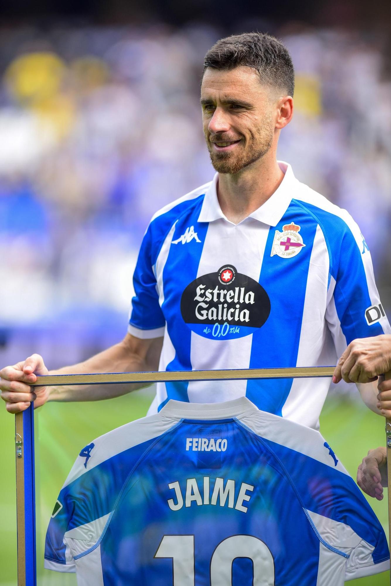 El Dépor cae goleado (0-4) por el Elche para cerrar la temporada 2025-25 en Riazor