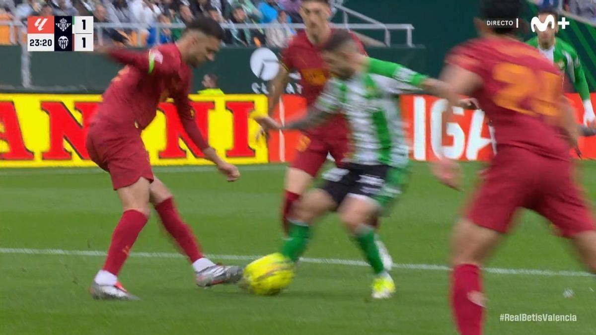 El 'injusto' penalti señalado por Sánchez Martínez a Copete