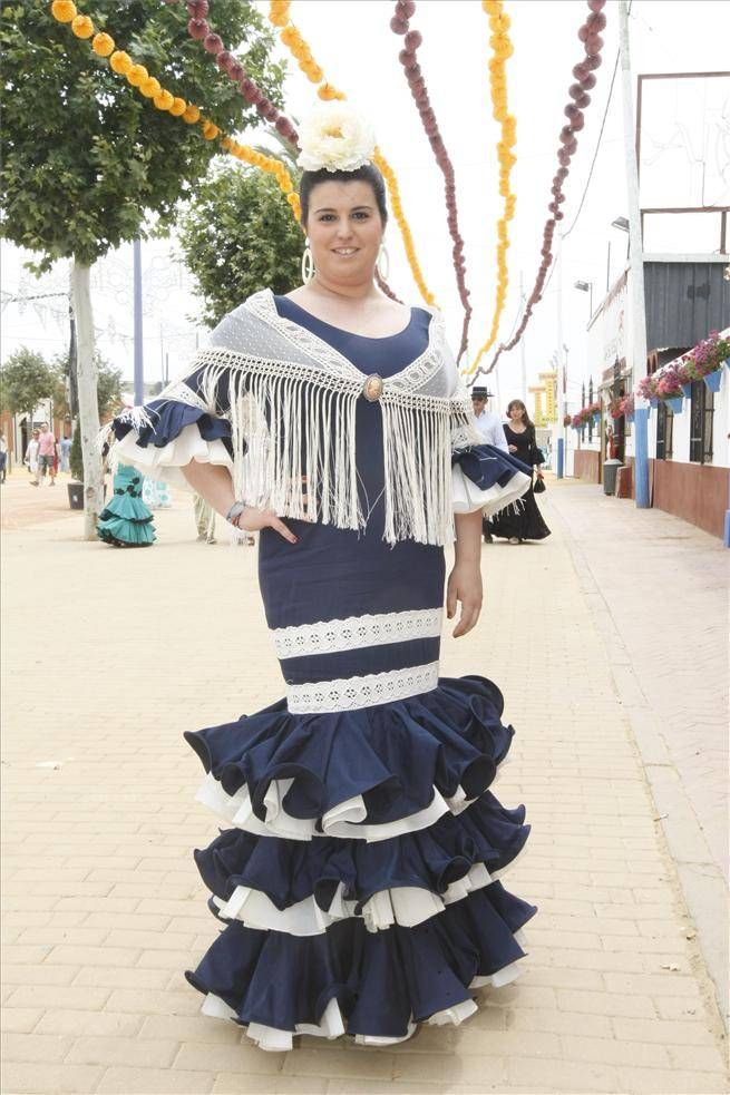 FOTOGALERÍA / TRAJES EN EL ARENAL