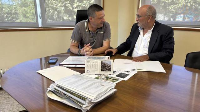Encuentro entre Manuel Campos y Abel Losada en la jornada de ayer en Cuntis.